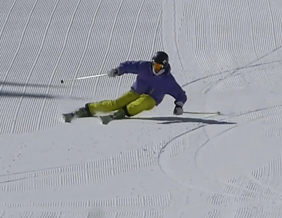 Good zoom example with the skier large in frame